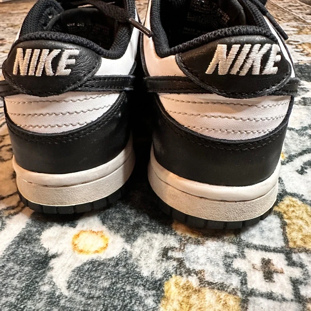 Nike Dunk Low GS Panda‎ Black White Sneakers Youth 4.5Y Women's 6 Mens 4.5